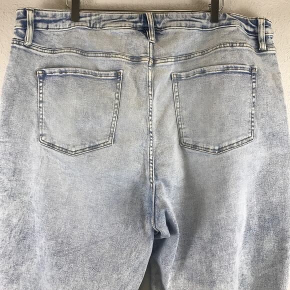 Ava & Viv High Rise Light Acid Wash Tapered Crop Retro Jeans Stretch Plus Size - Picture 4 of 9